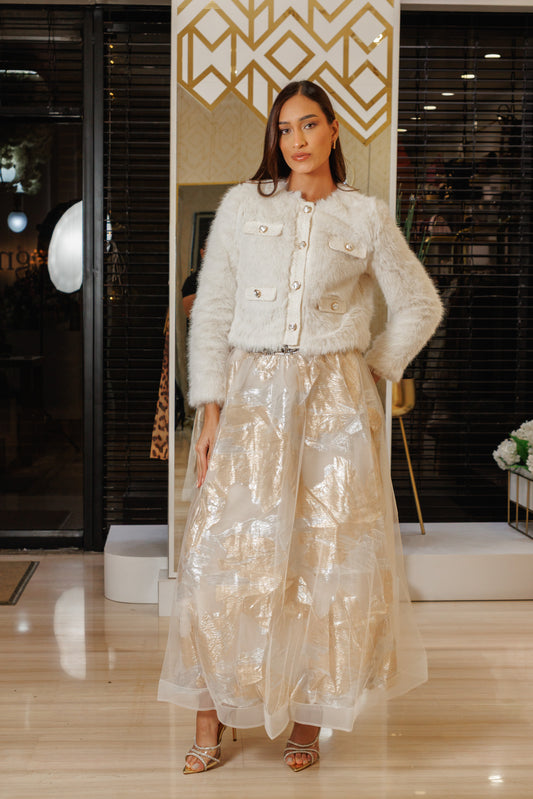 Chaqueta tipo abrigo color crema  /  Falda larga de fiesta