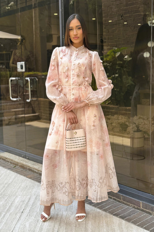 VESTIDO COCTÉL ETÉREO DE ENCAJE BOTÁNICO